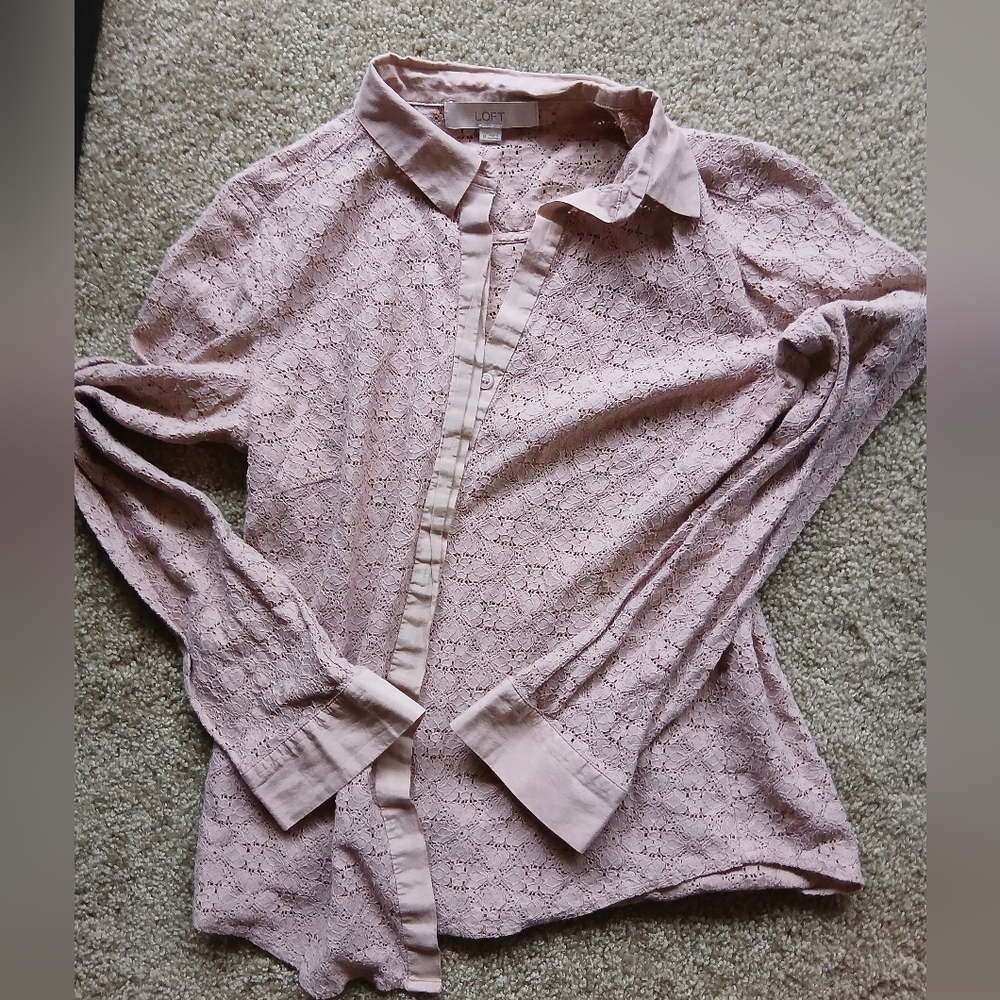 Loft Set of 2 Button Down Shirts - Picture 2 of 6